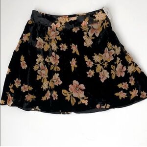 Free People Margaux Velvet Mini Skirt Size 2 NWT